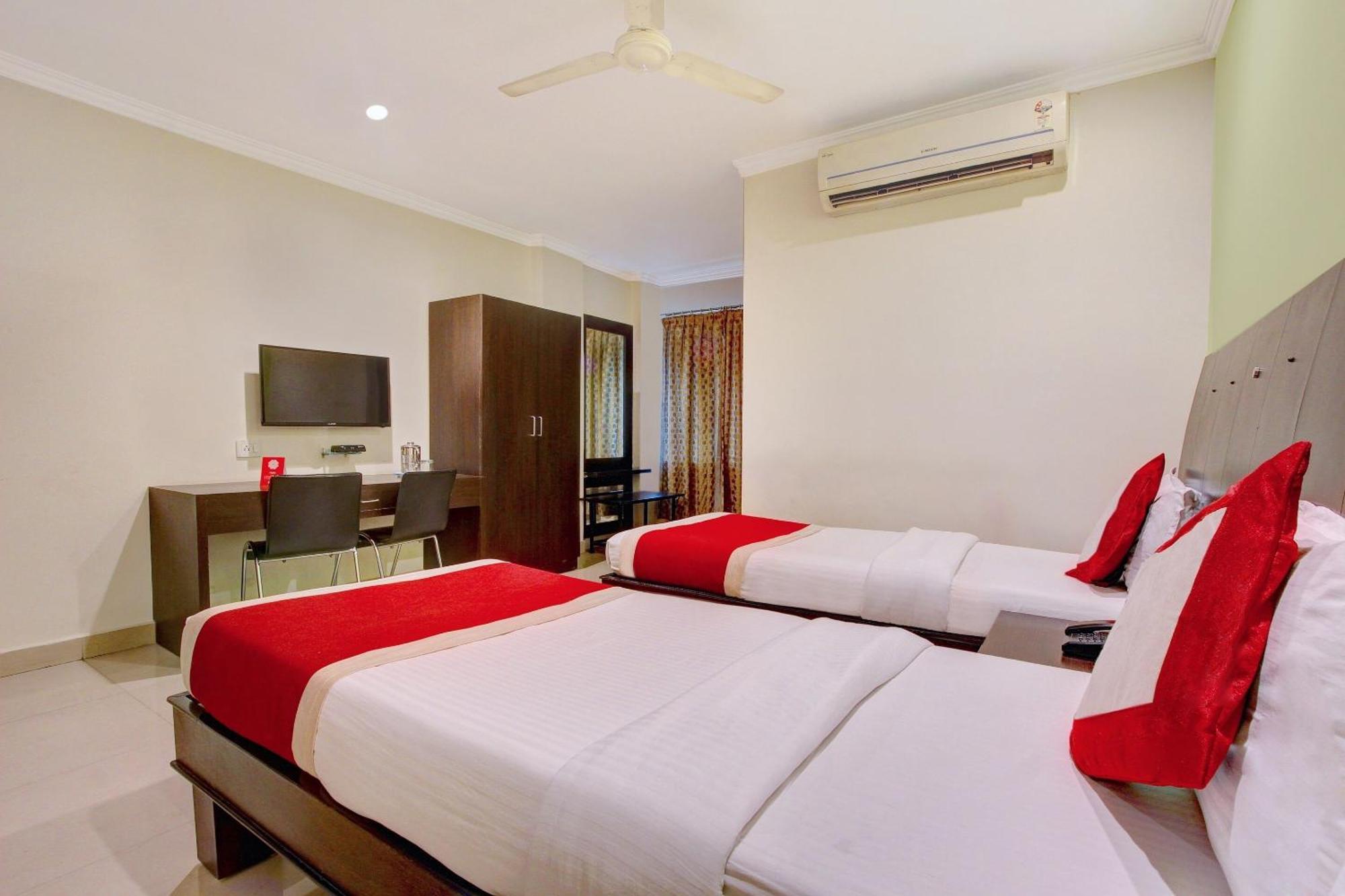 Super Collection O Alekhya Residency Hyderabad Exterior foto